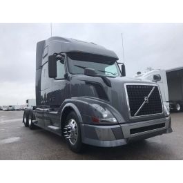 Builder Josh Foster details the Trux custom 2006 Volvo VNL
